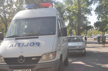 Prinși cu scule electrice furate